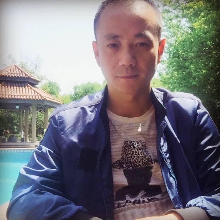 巴山小柯的照片