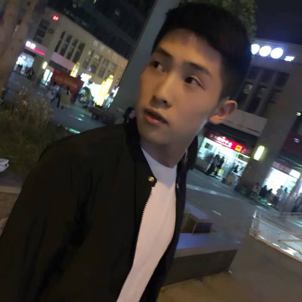 微醺小哥的照片