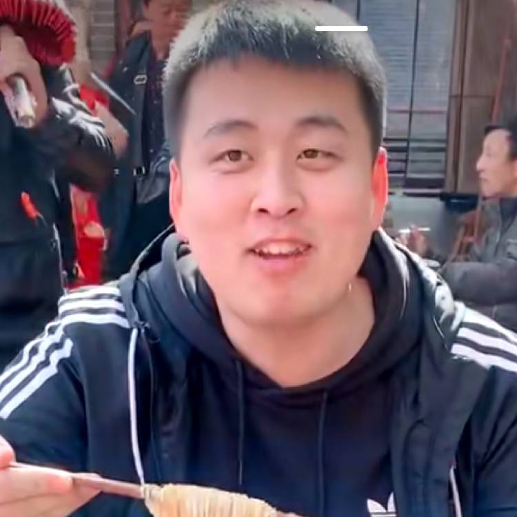 羽裳相许愤怒的照片