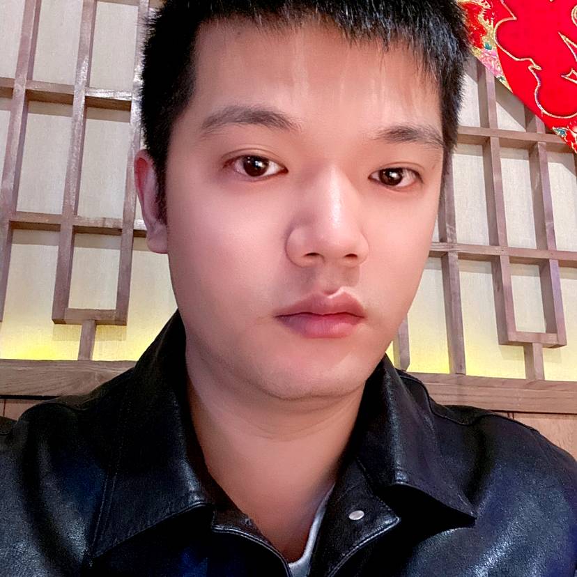 墨寒辉的照片