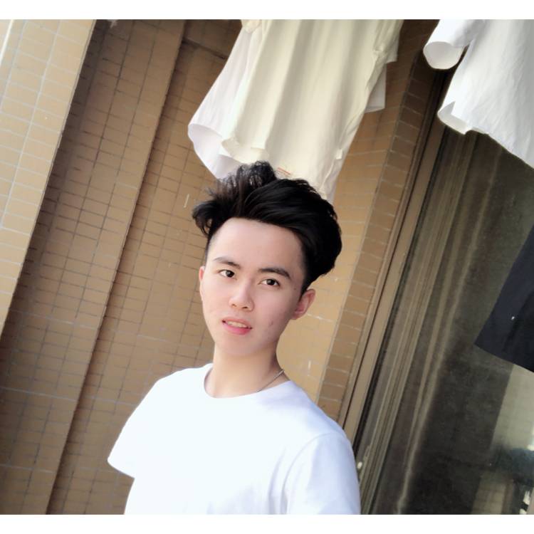 挽住我的手。的照片