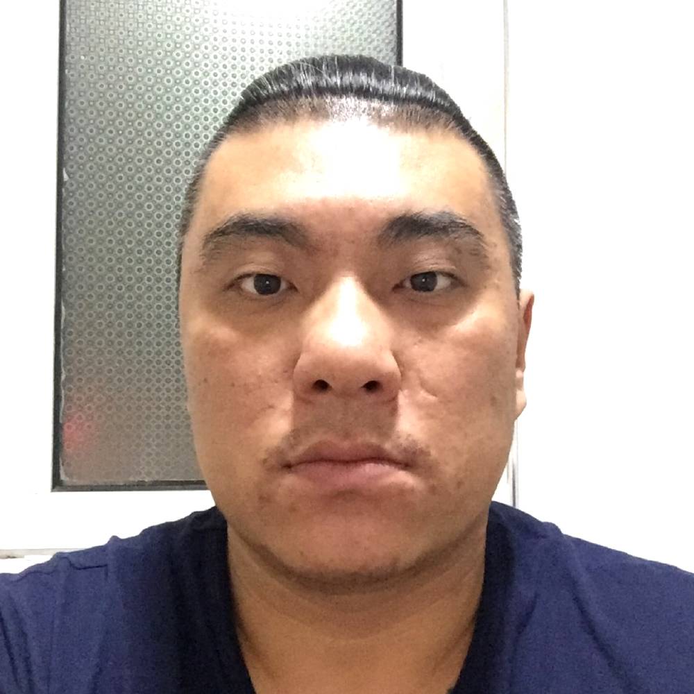 汽车有痴情的照片