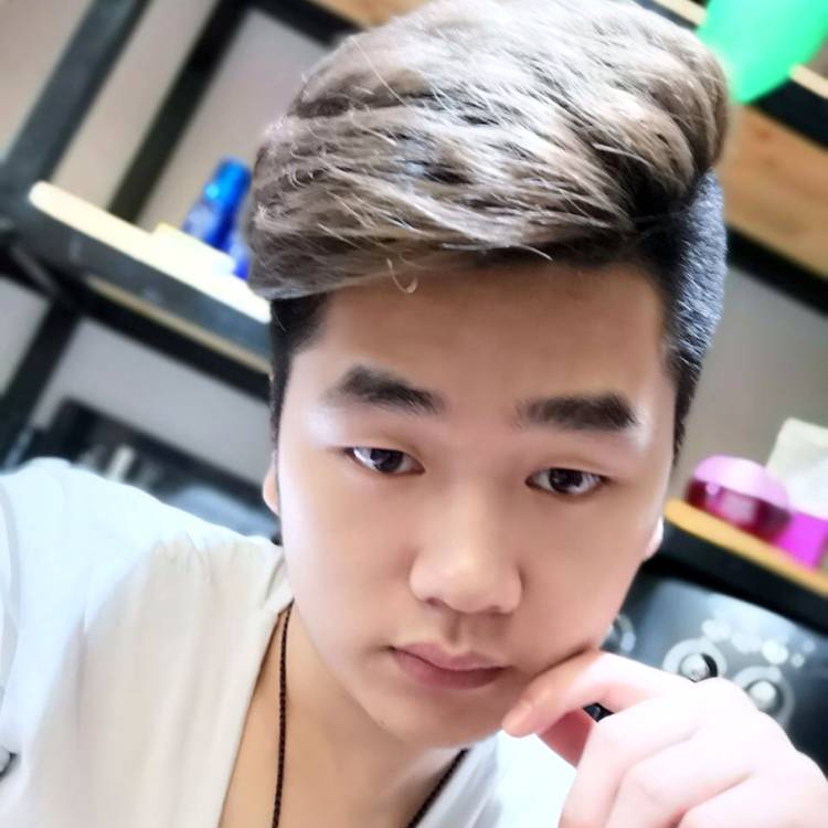 老实等于芹菜的照片