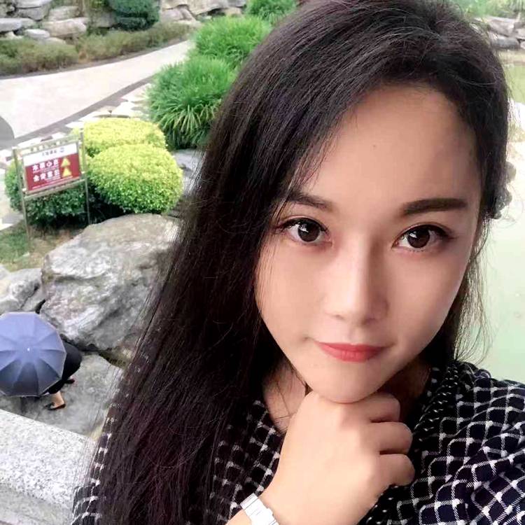 韶华方淡淡的照片