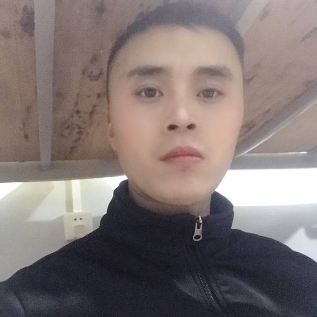 骑着蜗牛去赶场的照片