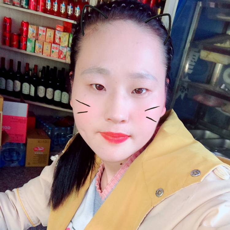 许琳的照片