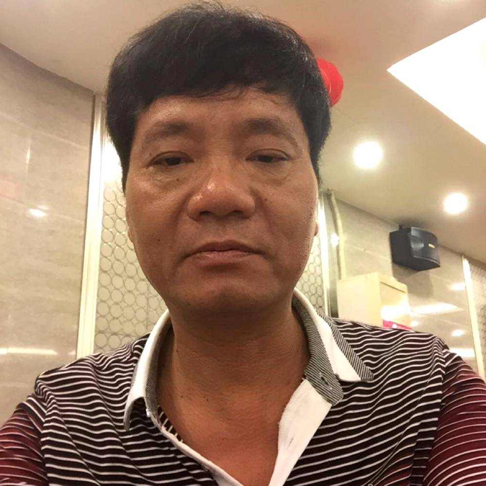 激情泪了雨的照片