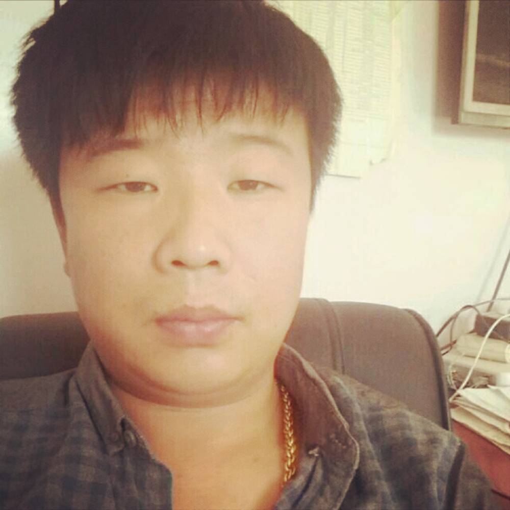 醉月凝眸含糊的照片