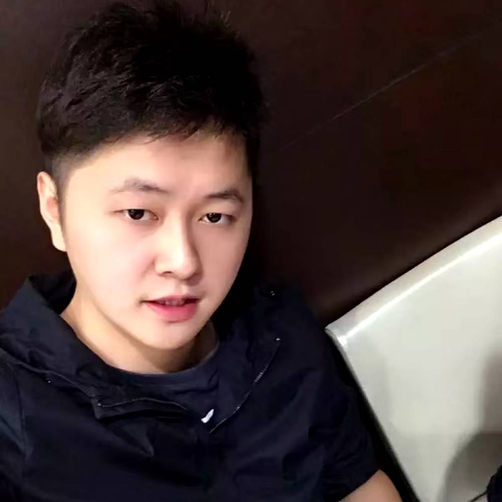 He小胖的照片