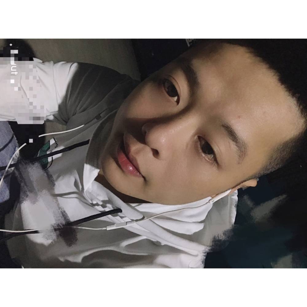 差一点就靓仔了的照片