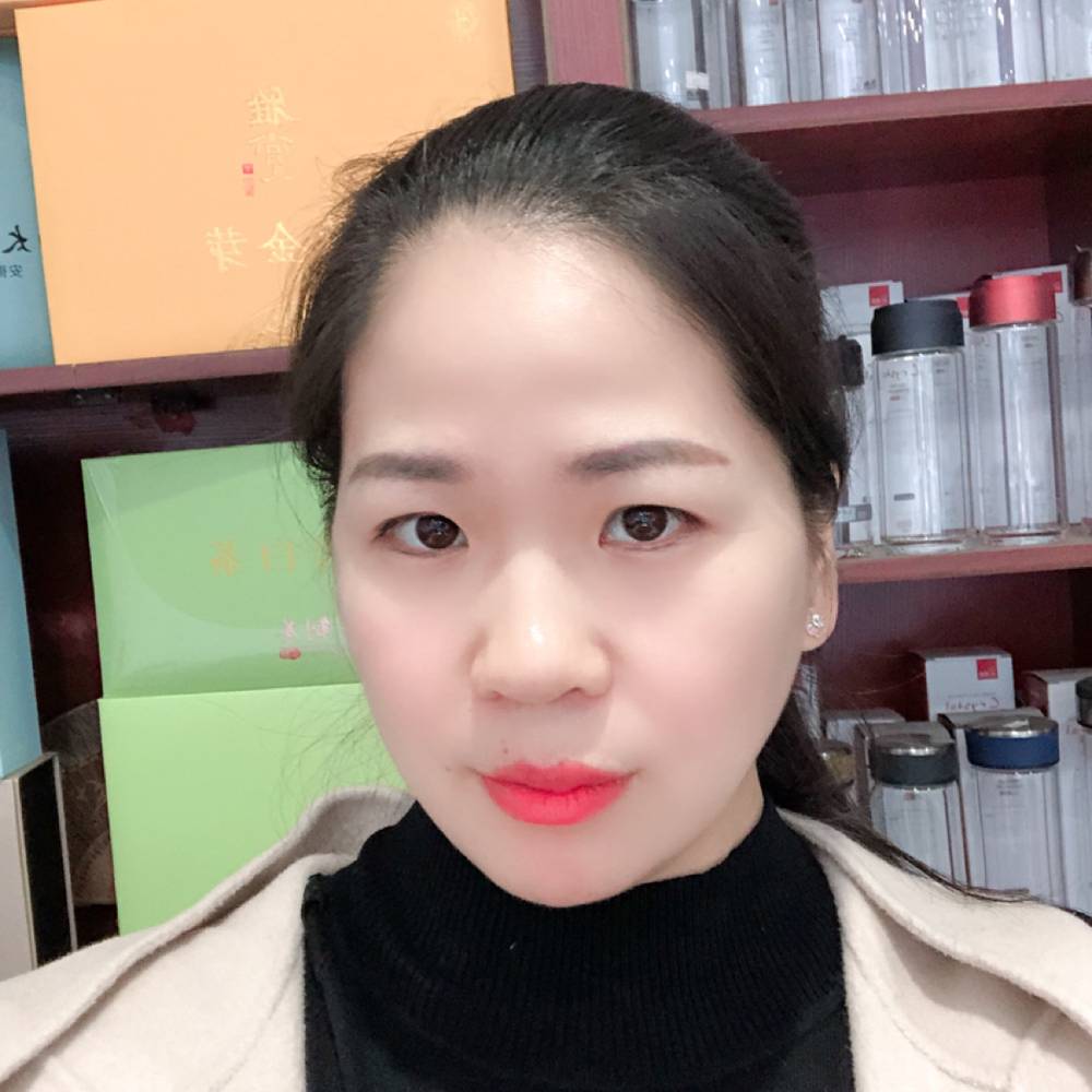 机智深拥花魂的照片