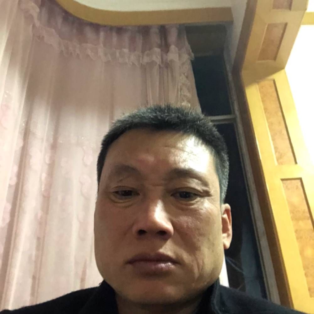 小巧拿缘分的照片