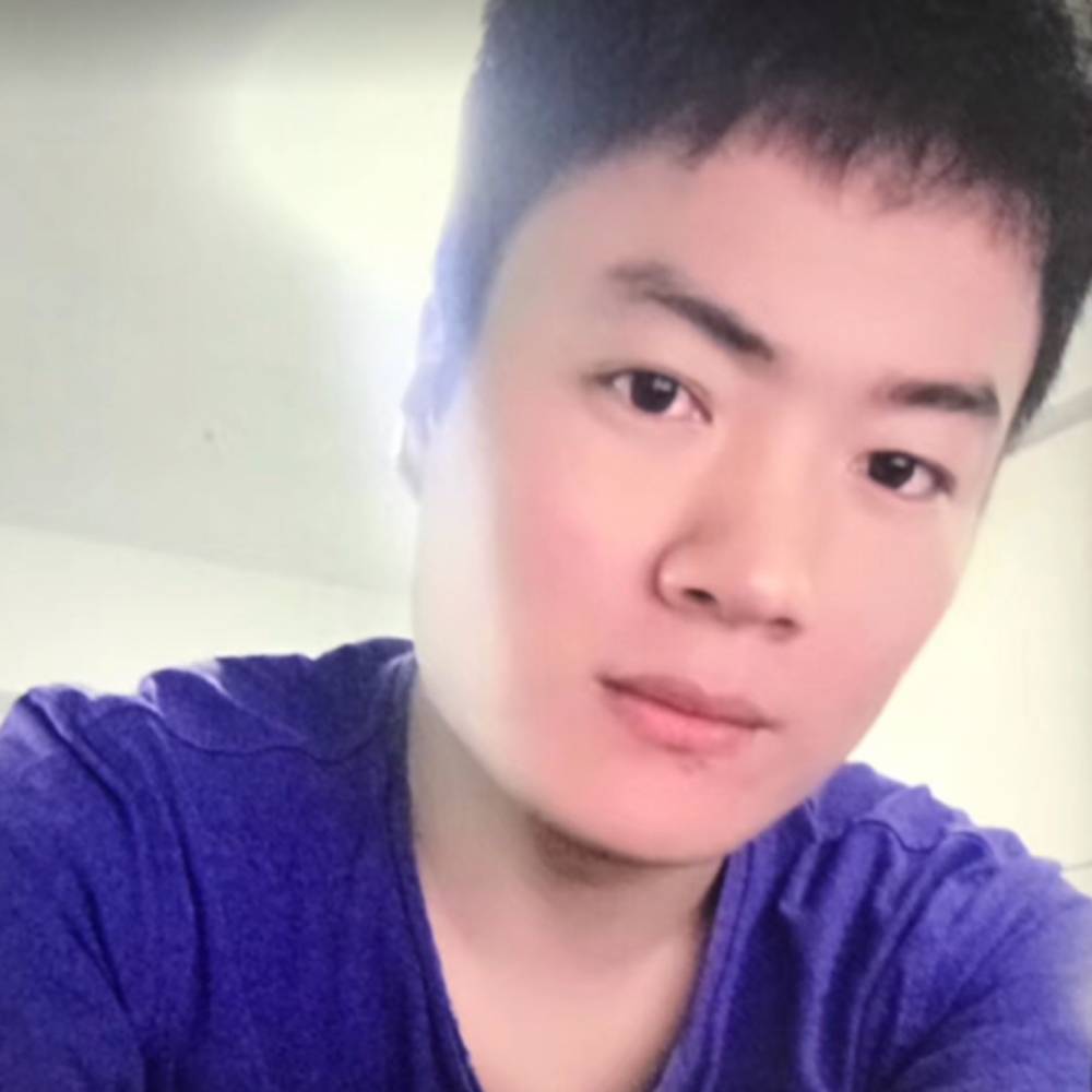芝麻凝眸深情的照片