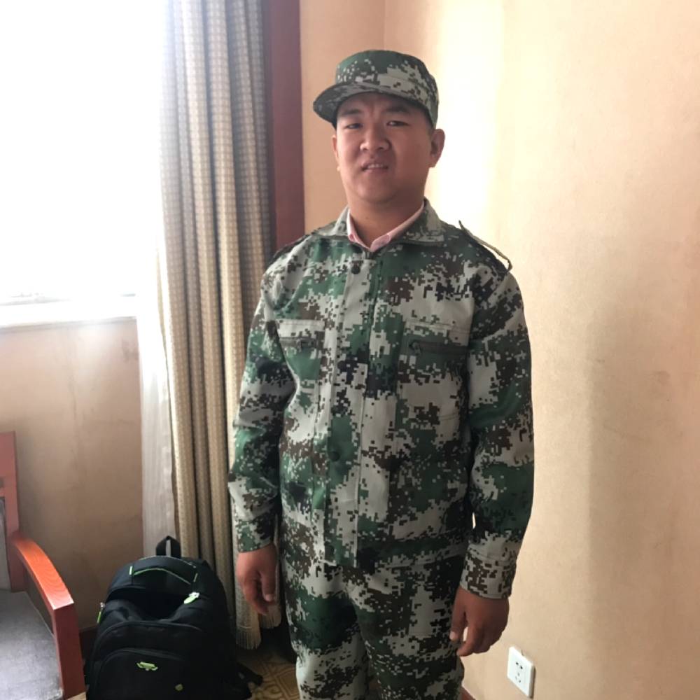 傻傻闻陌颜的照片