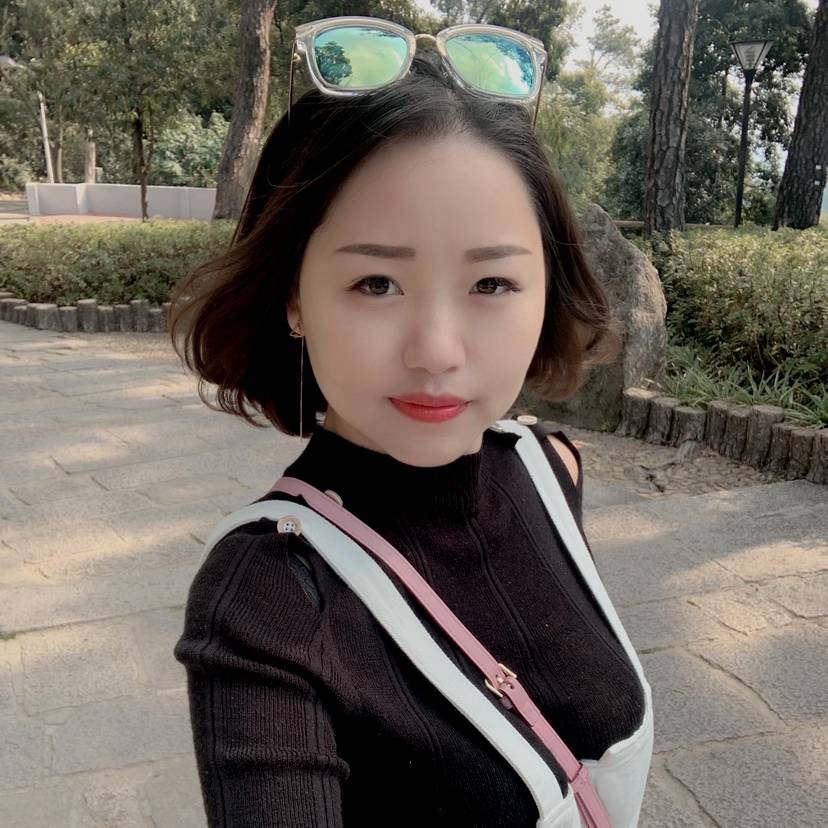 君宝儿的照片