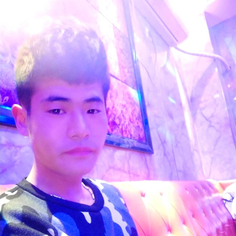 卫超华的照片