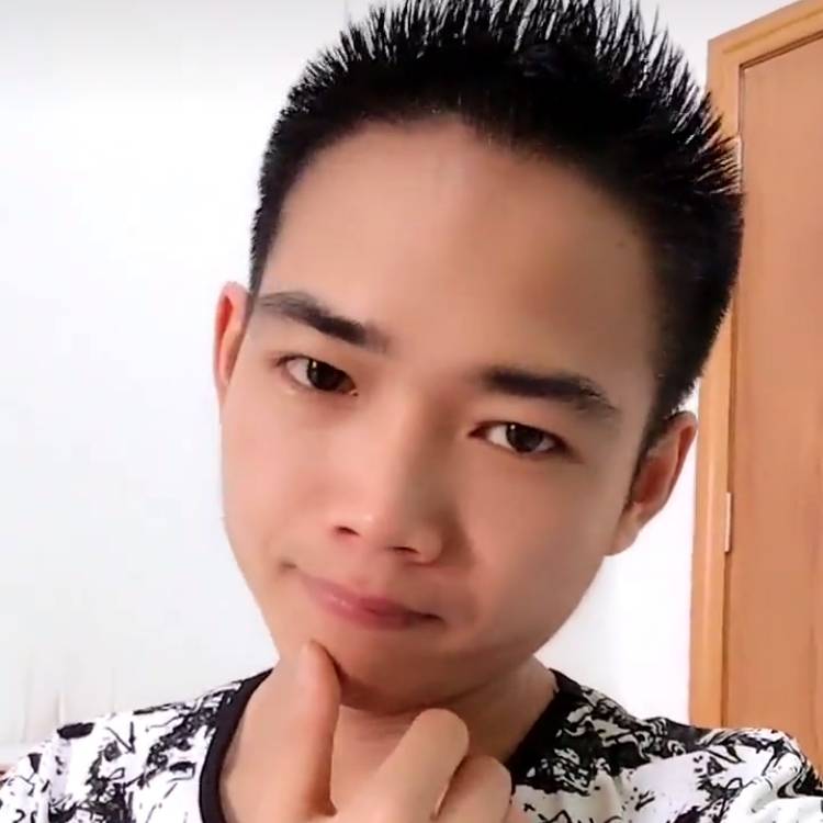 情动用迷离的照片