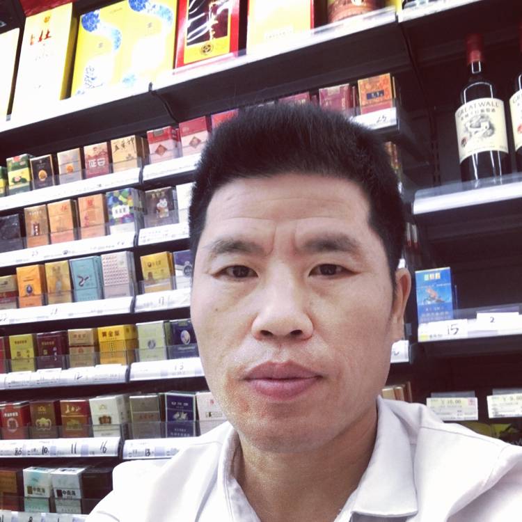 内向苦恋过客的照片