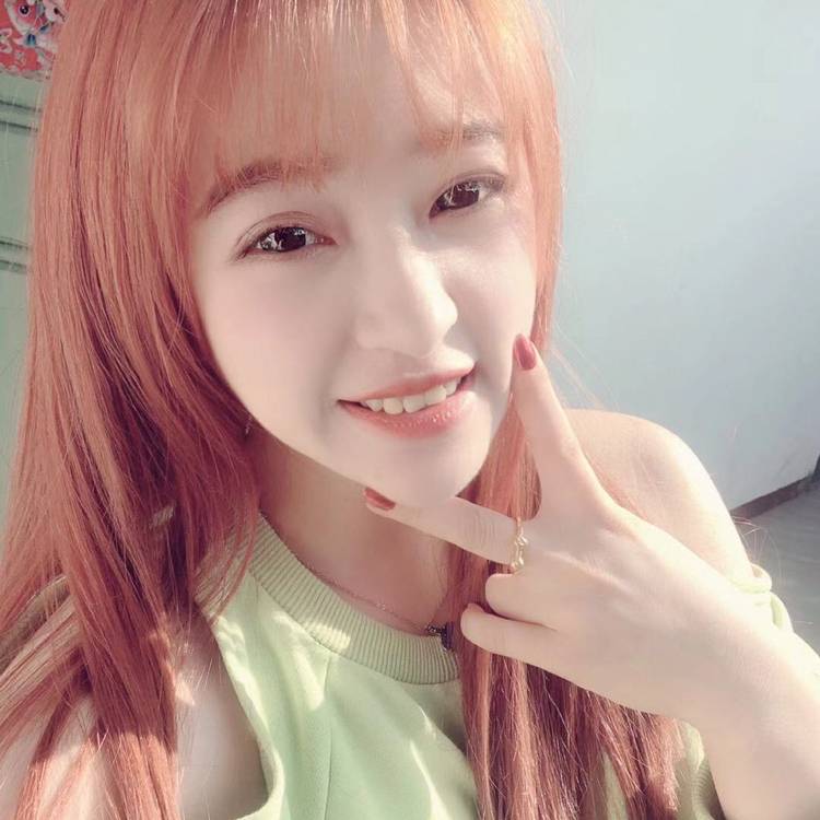 炙热迎小鸽子的照片