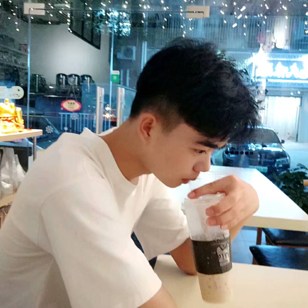 余悸c的照片