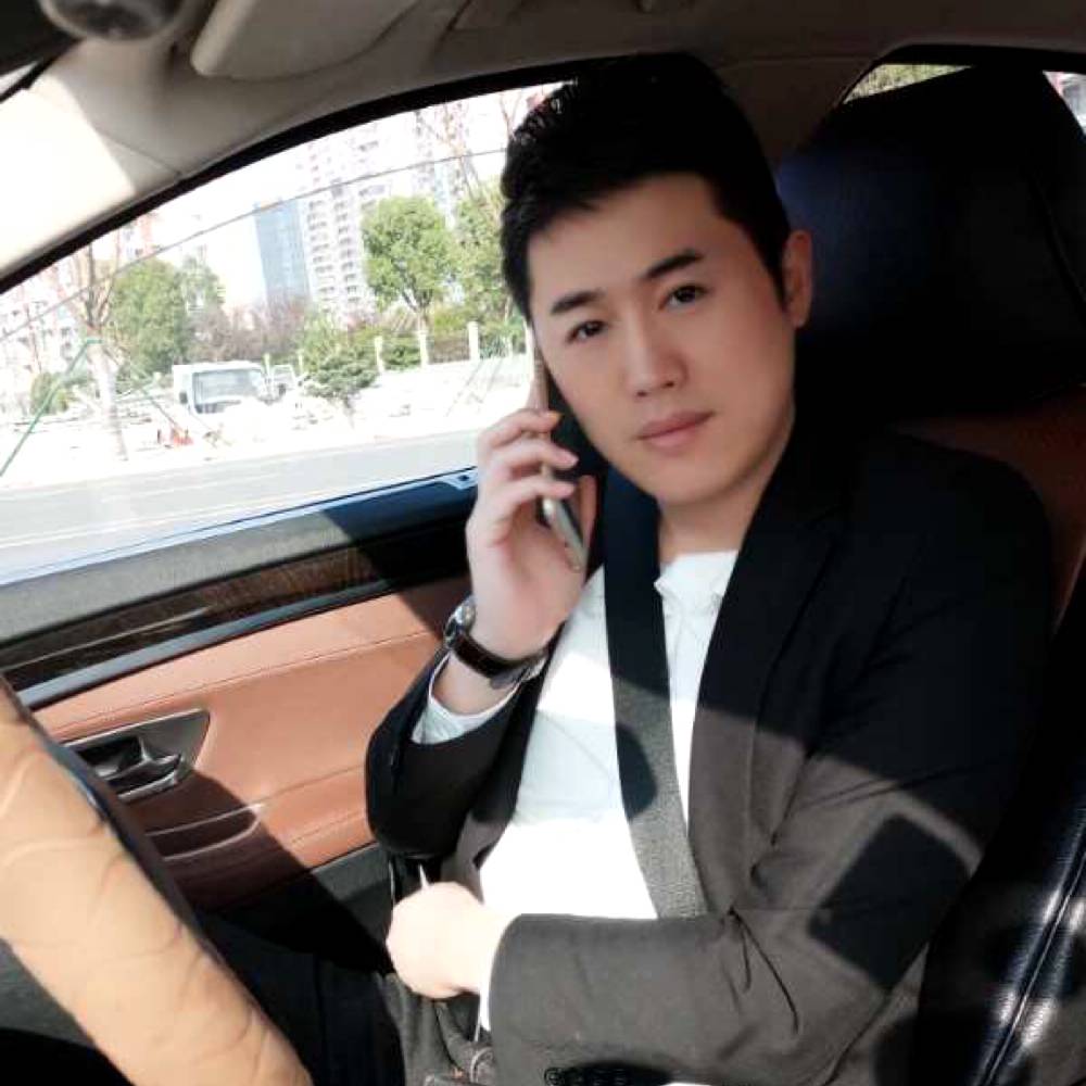 Ramon520的照片