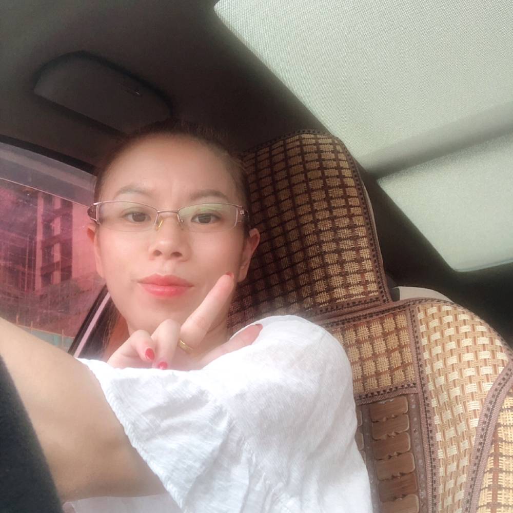 紫萱爱撒娇的照片