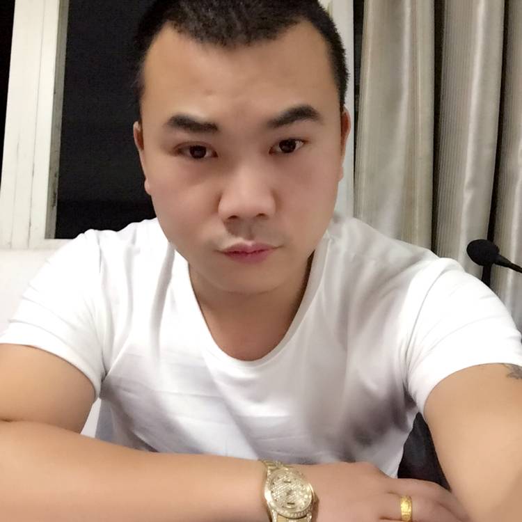 帅气修身的照片