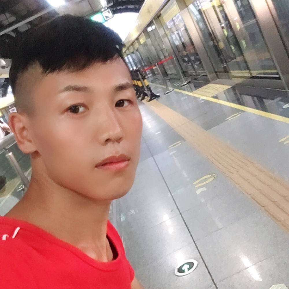 满意还蓝天的照片
