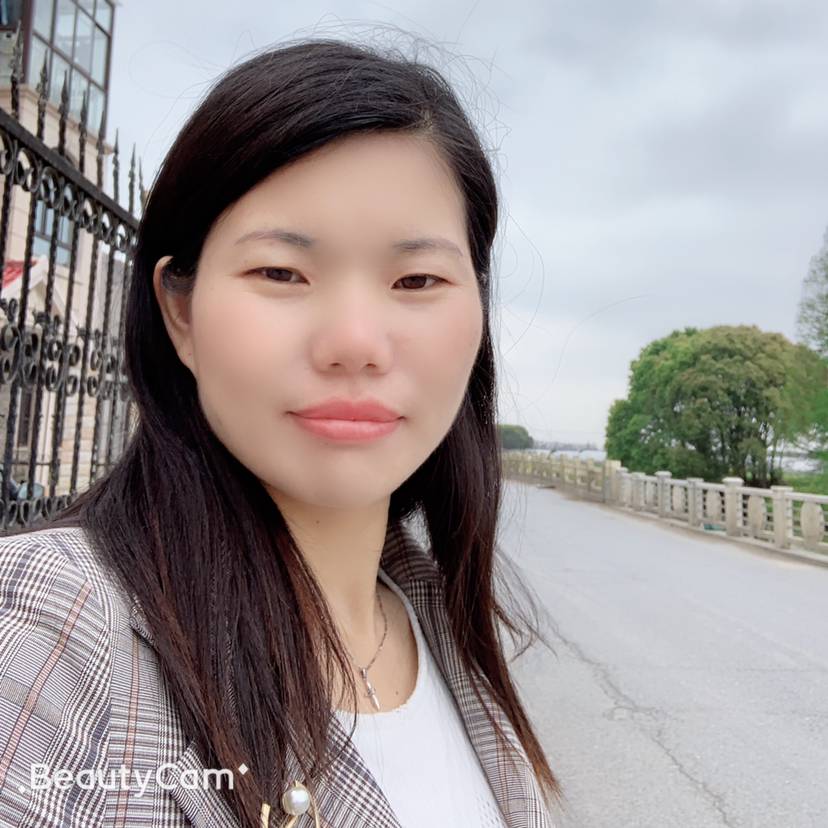 单纯的如梦的照片