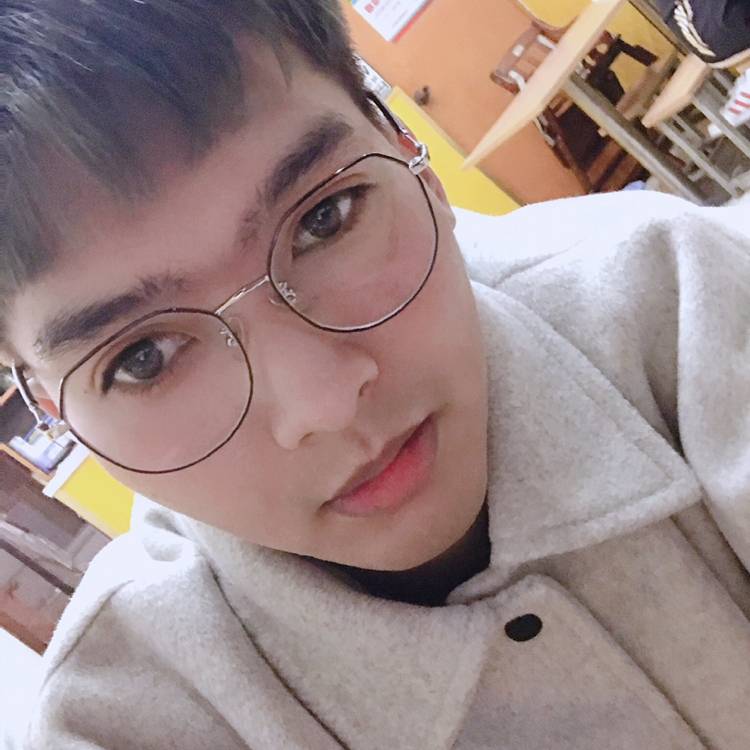 被绿少年的照片