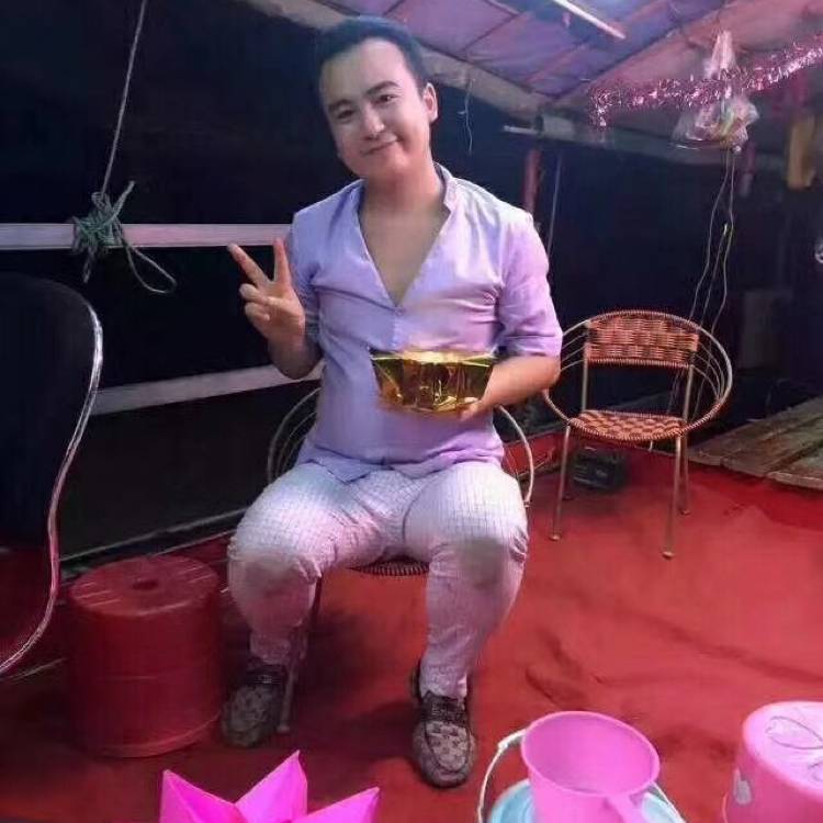 刻苦爱梦影的照片