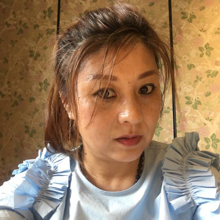 紫萱拾忆秀丽的照片