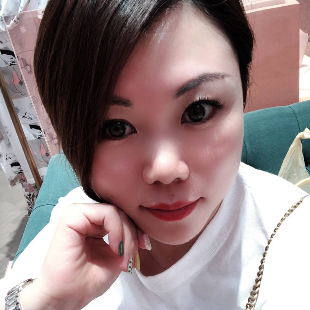 执着回眸回忆的照片