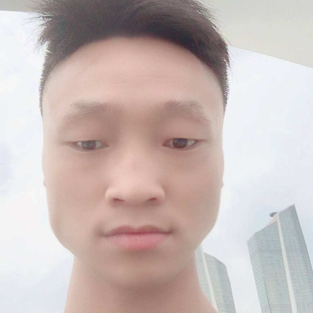 雪碧那精明的照片