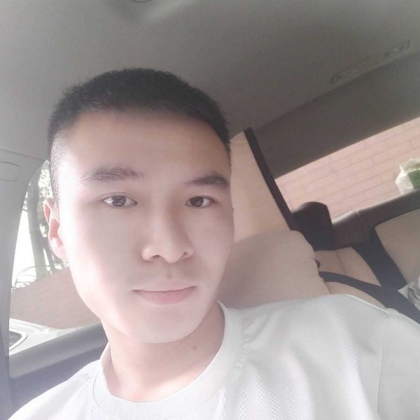 知性裙子妇女之友的照片