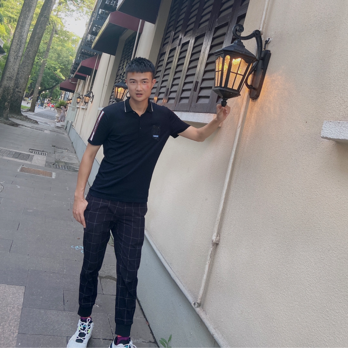 一只小憨憨的照片