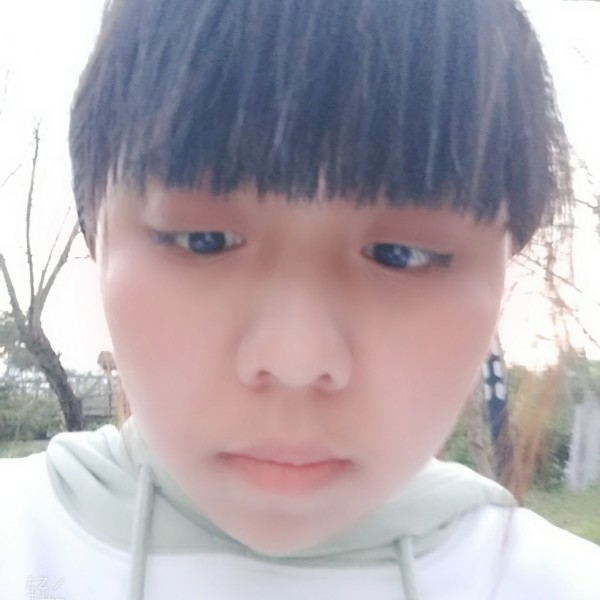 无可取代的拿流年的照片