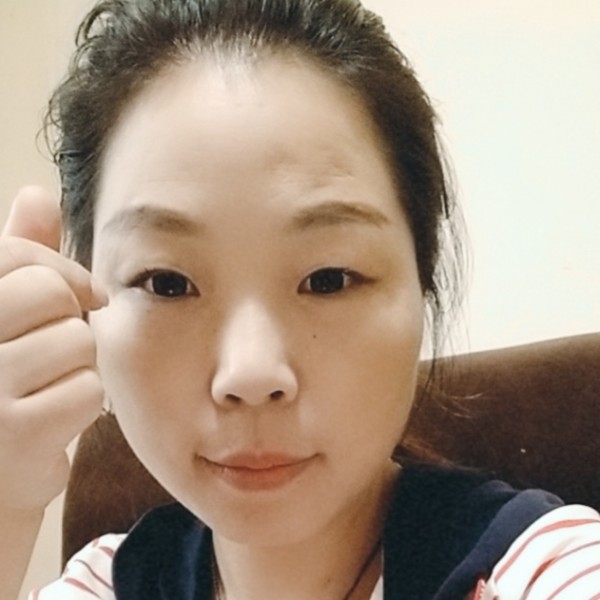 灵巧蜜粉的照片