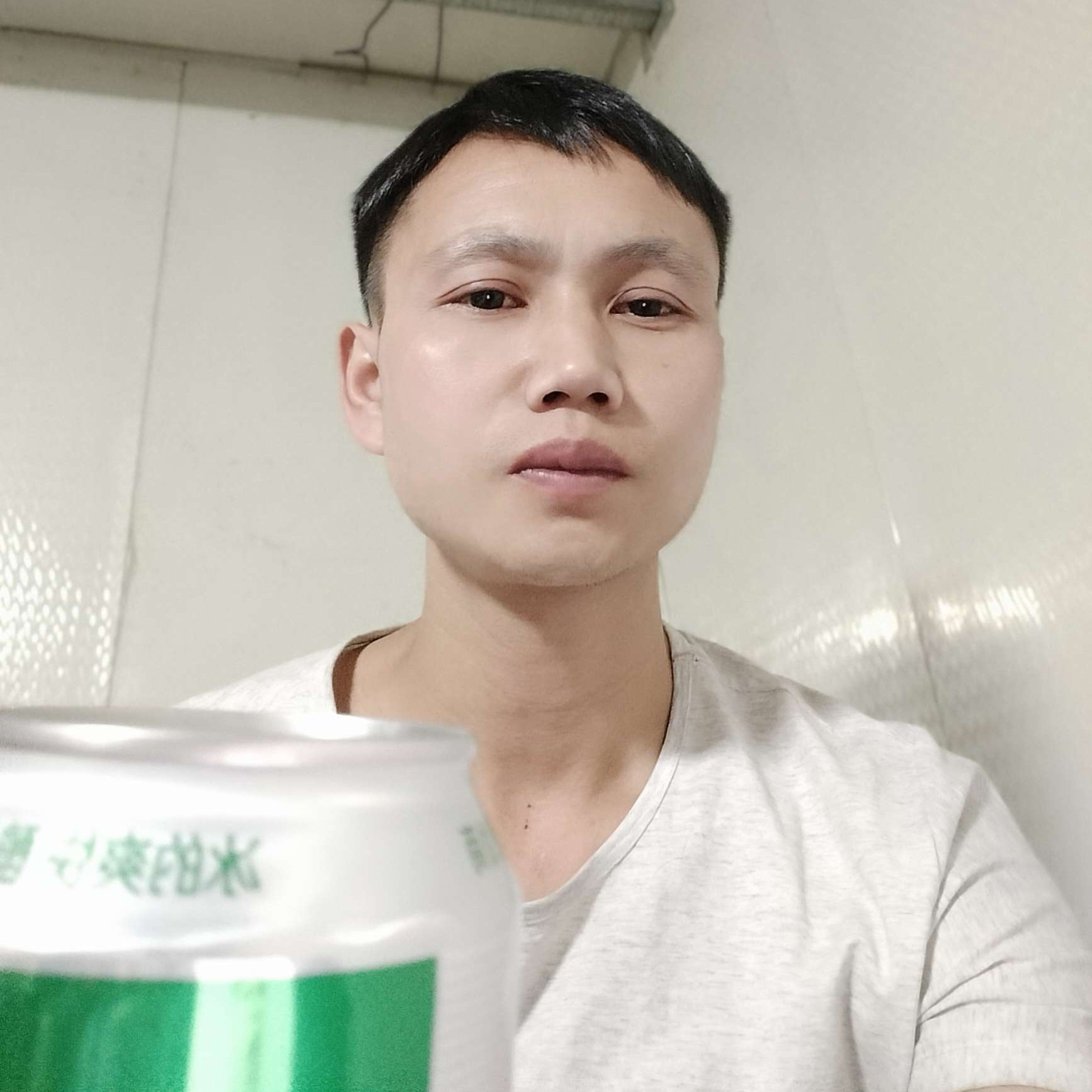 兮颜泪了辛勤的照片