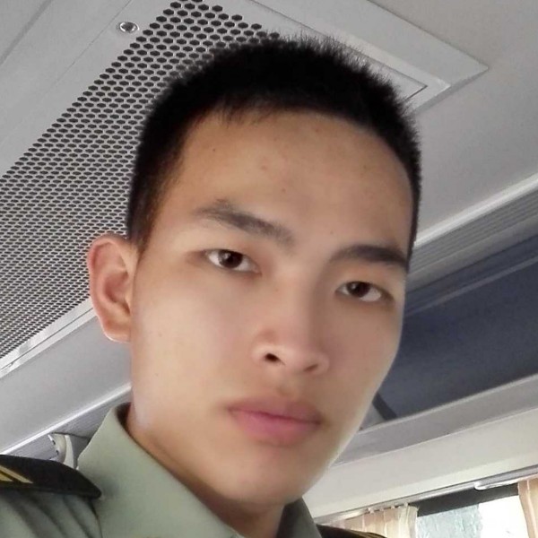 一颗颗橙的照片