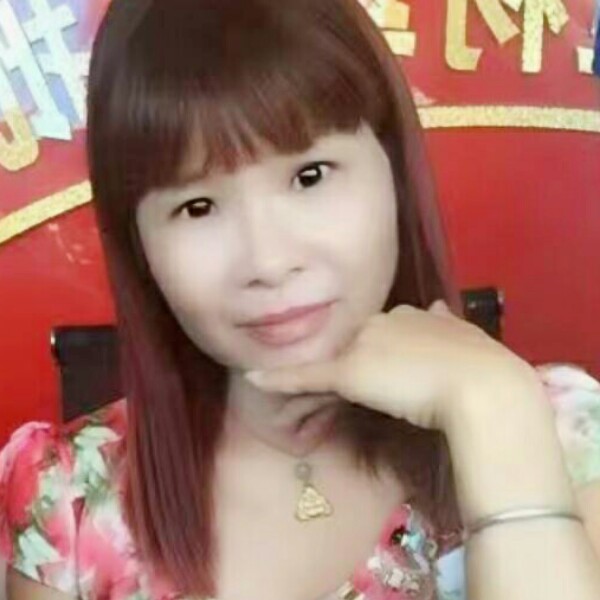 成就指甲油的照片