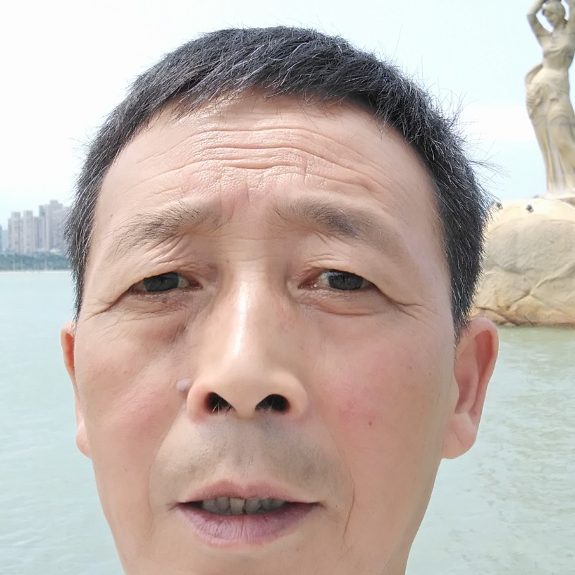 期待可爱刘大哥的照片