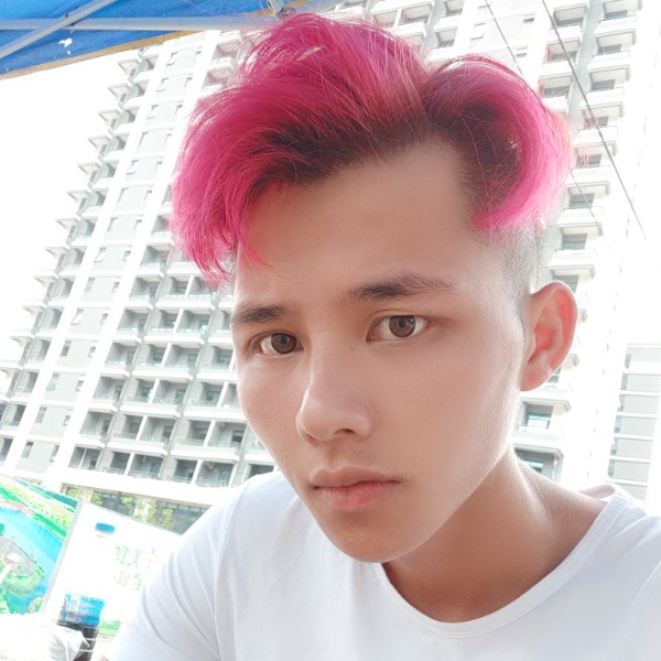 陌颜浅吻清爽的照片