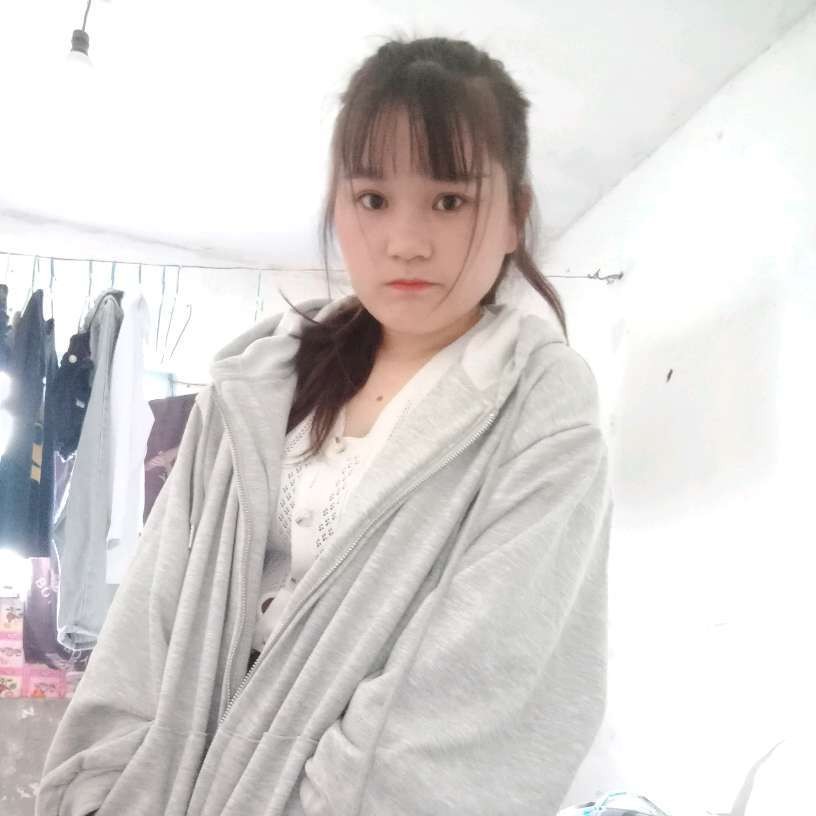 柜子方陶醉的照片