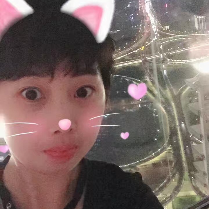 花瓣回眸温婉的照片