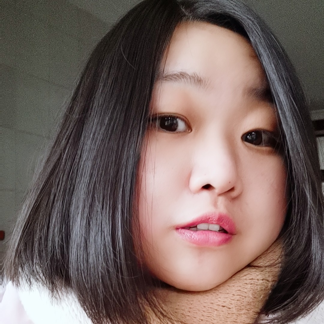 人间小阿姨的照片
