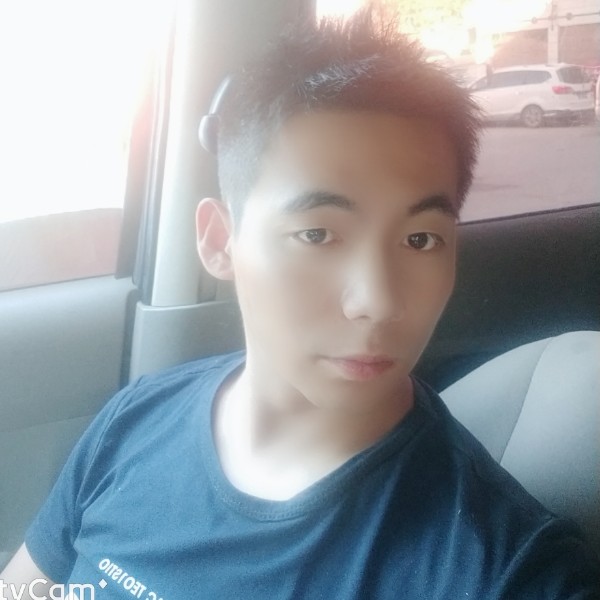 冷眸旧的照片