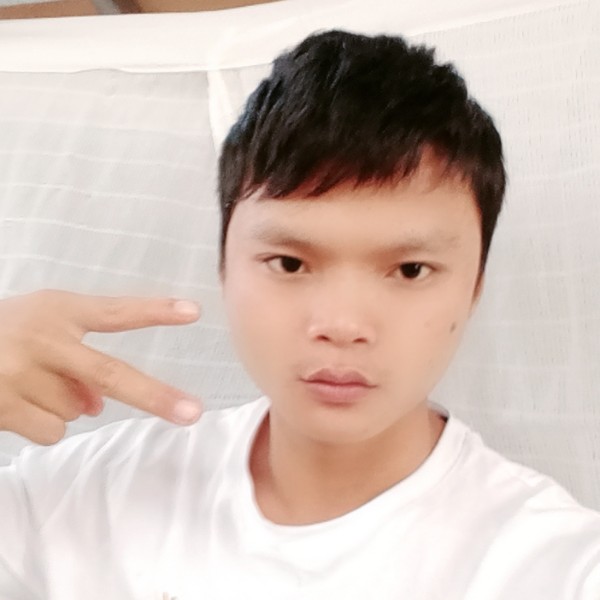 爱撒娇浅吻蜜粉的照片