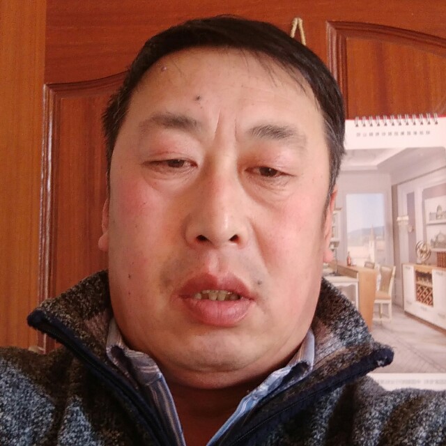 菠萝挽手甜美的照片