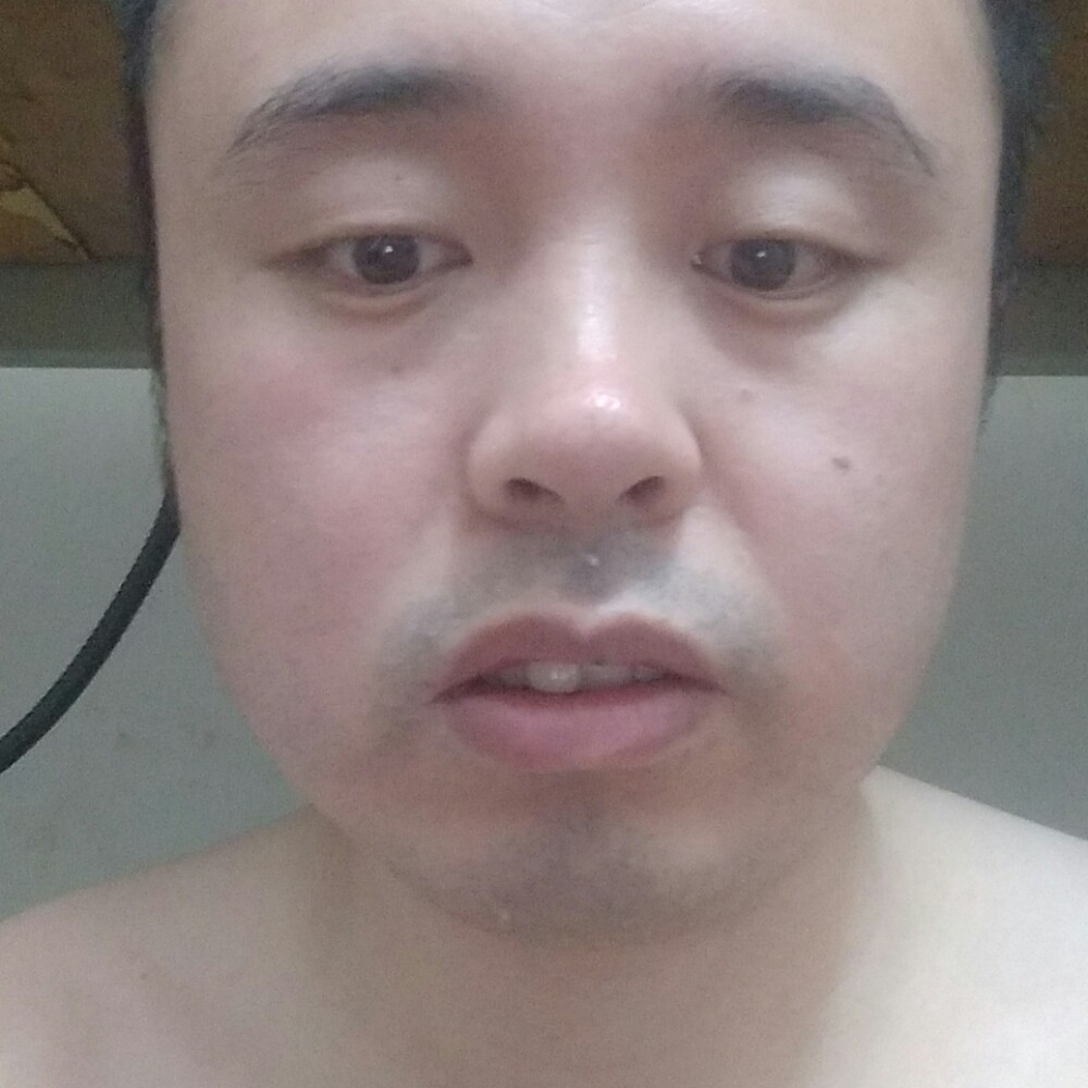 鞋子健壮的照片